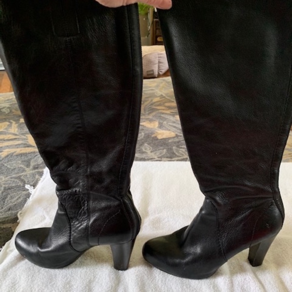 Frye Tall Marissa Brown & Black Back Zip Boot 8.5